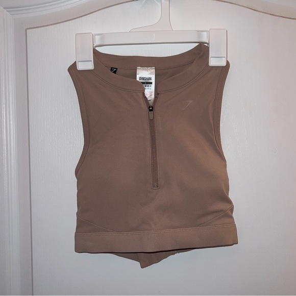 Gym shark cropped workout top for sale in size small! - Picture 2 of 12